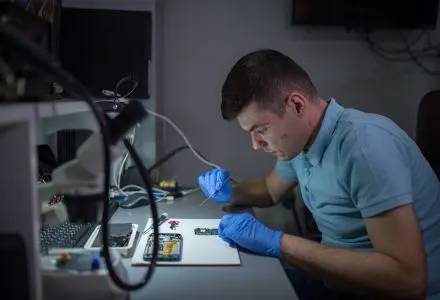 mobile repairing jobs